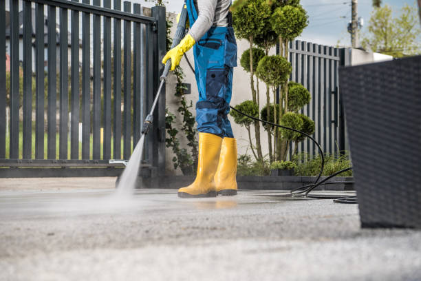 Garage Pressure Washing in Southchase, FL